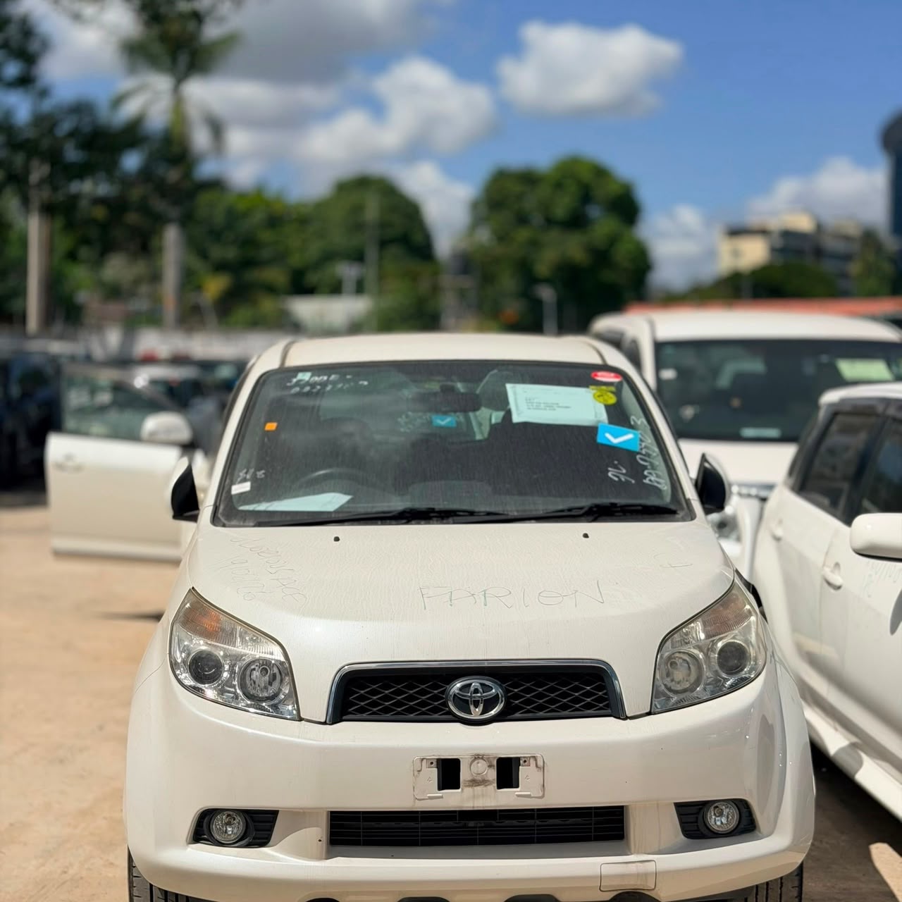 TOYOTA RUSH